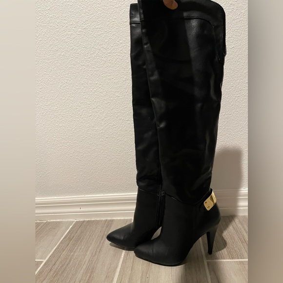 FERGIE BLACK RICH OVER THE KNEE BOOTS SHOES SZ 6 - Picture 4 of 8